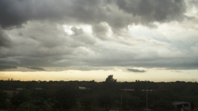 Le ciel politique et social de Ouaga (et du Burkina)  s'annonce orageux.